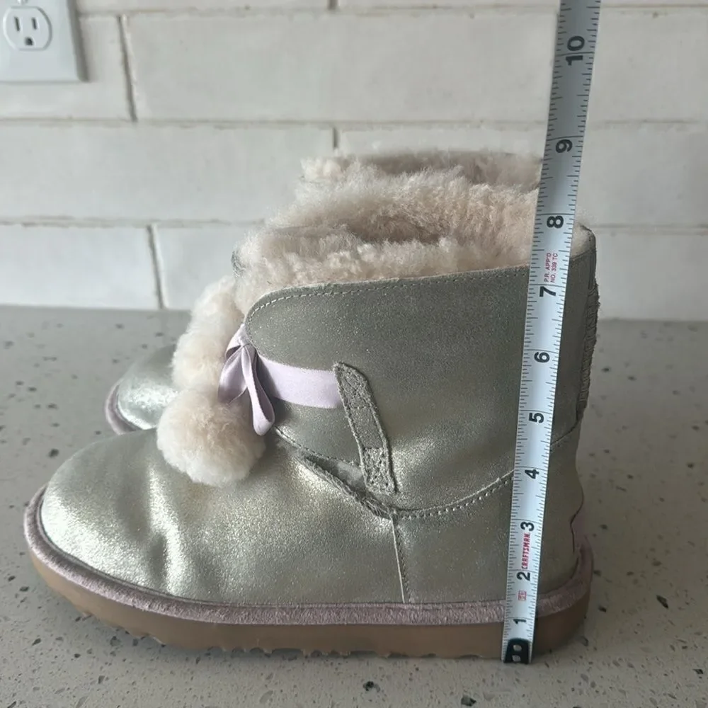 UGG Gita Pom Pom Girl's Metallic Gold Pink Leather Shearling Boots Size 6 Youth